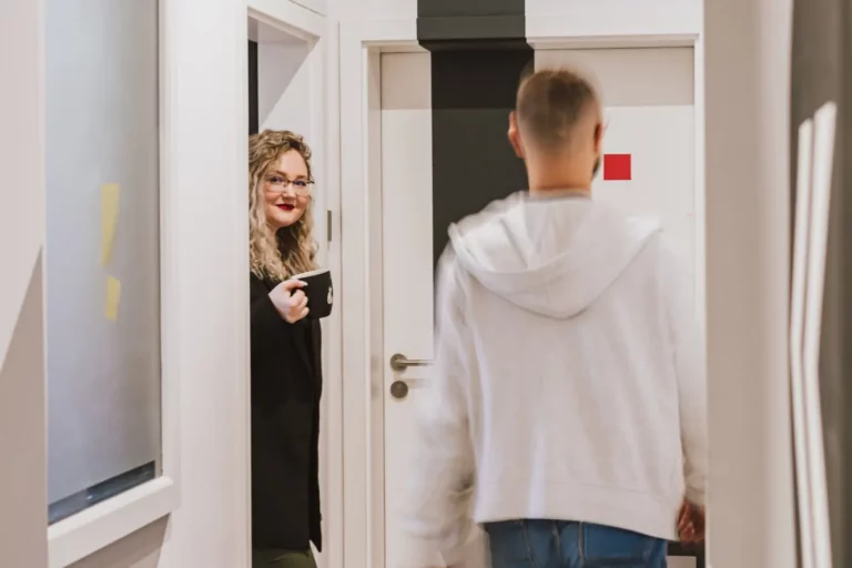Przerwa na kawę w biurze